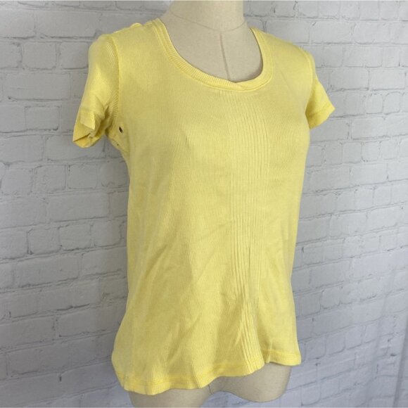 ⭐ 3/$15 Tommy Hilfiger Small Yellow Ribbed Short Sleeve Top - Picture 2 of 7
